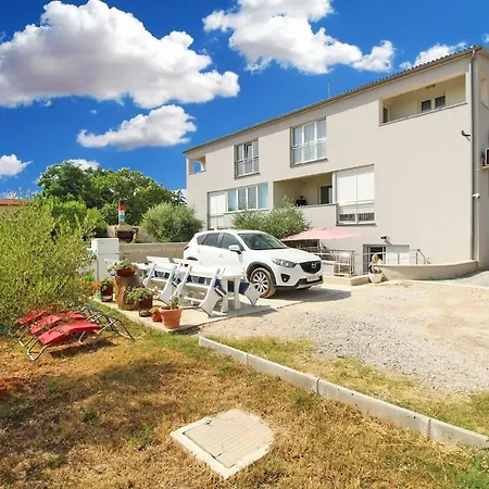 Apartment Fuer 4 Personen Ca 55 Qm In Pula, Istrien Istrische Riviera